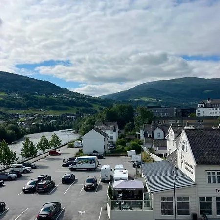 Lägenhet Luxury Balcony River View - Heart Of Voss